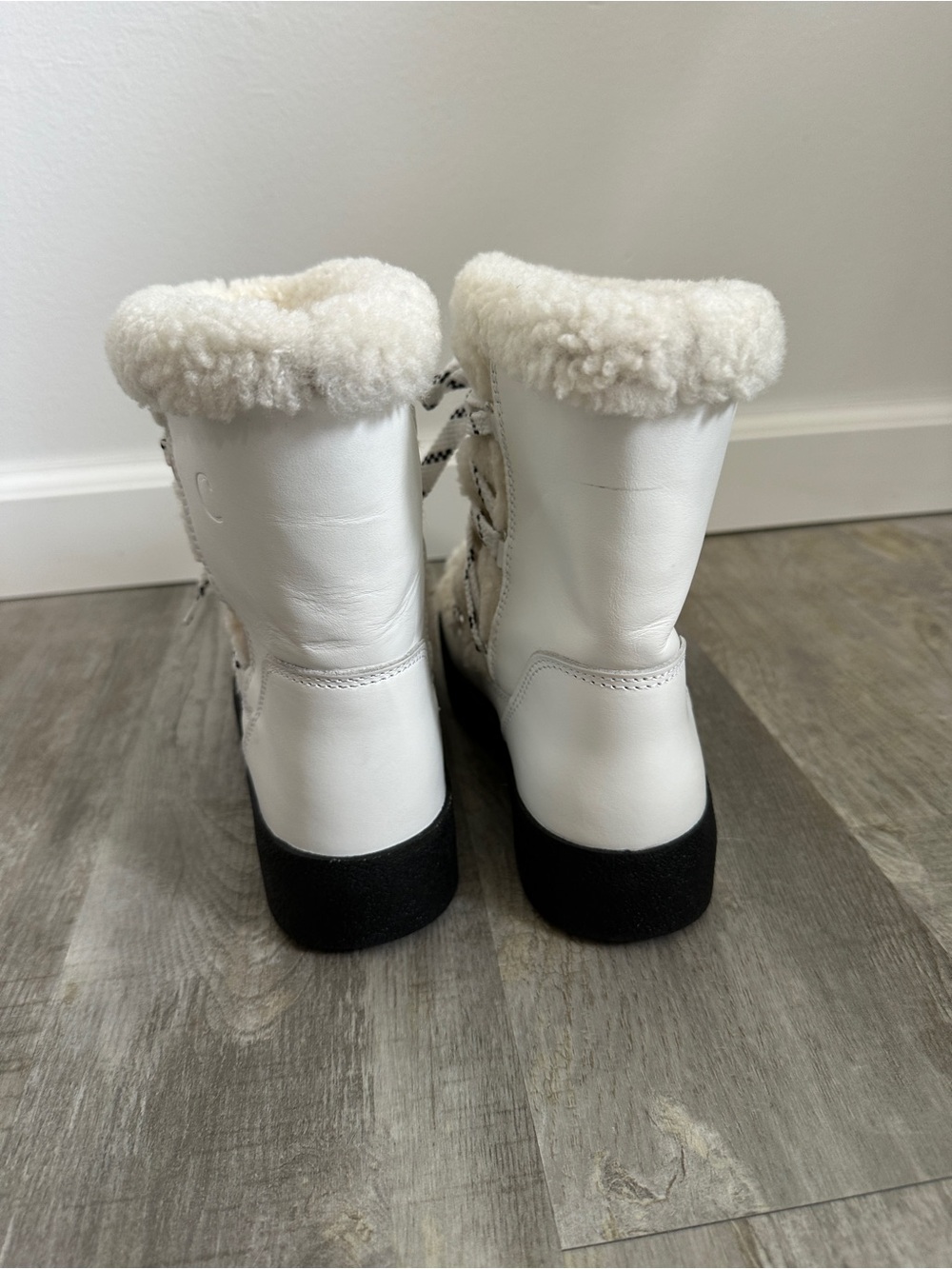 La Canadienne Eloise Shearling-lined Leather Snow Winter Boot White Size 37 - Picture 6 of 7